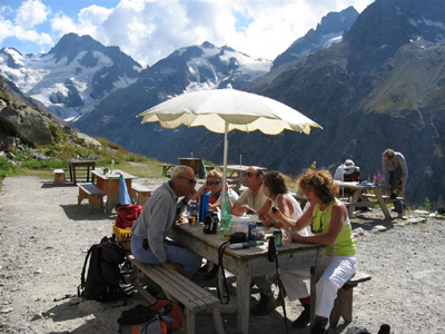 refuge Temple-Ecrins